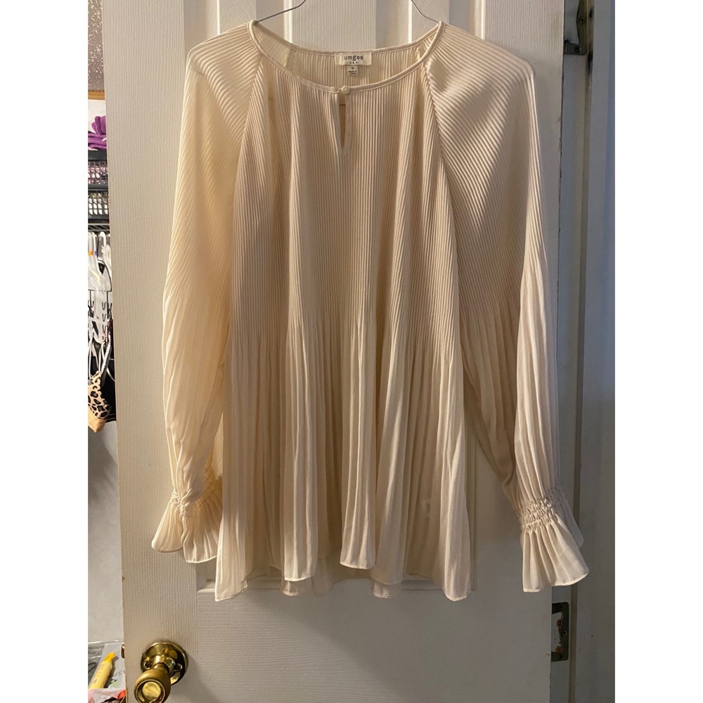 Sheer Flowy Pleat Top